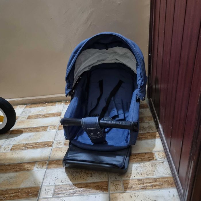 Коляска Adamex 2 в 1