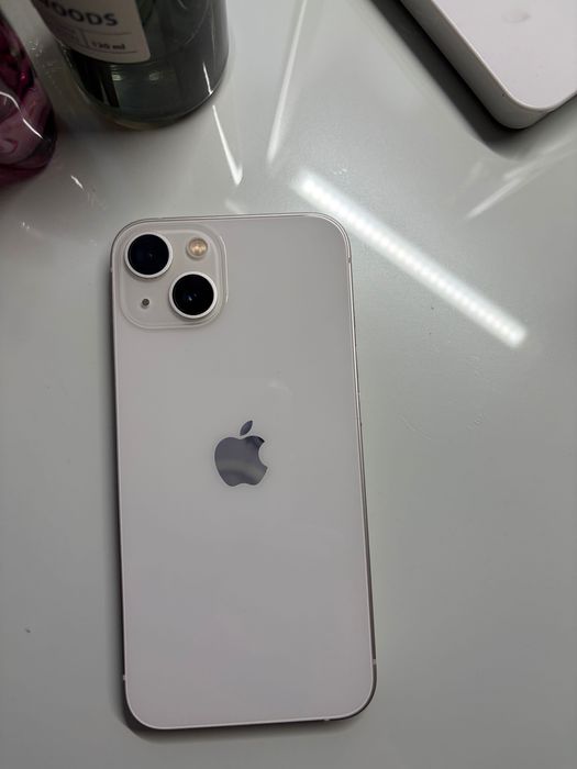 iPhone 13 в отлично състояние