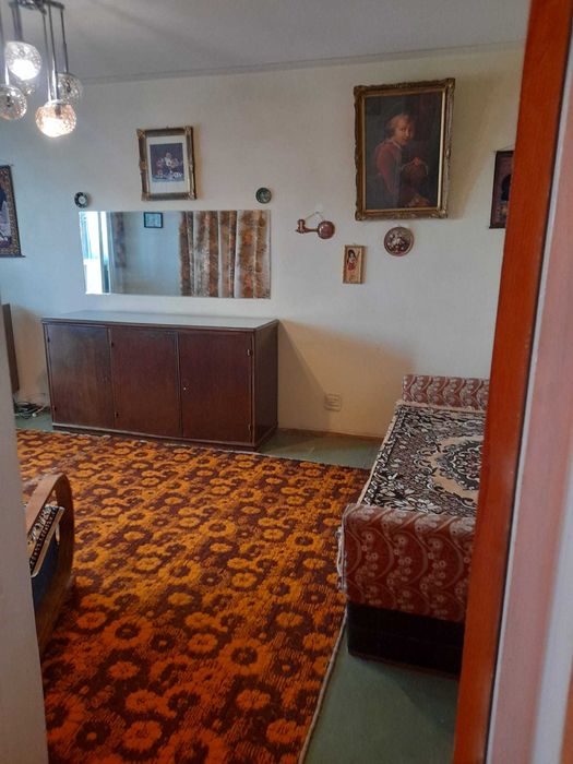 Apartament 3 camere de închiriat Ghencea metrou Râul Doamnei