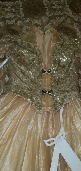 Новое вечернее платье