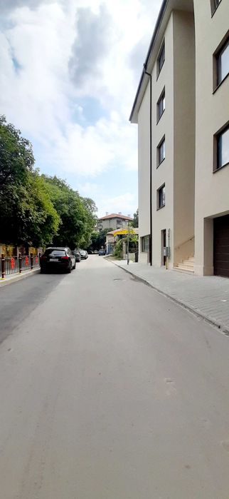 Дава се под наем Гараж / Паркомясто в Търговище, Център - 20 кв.м за 71.4 € - Снимка #1