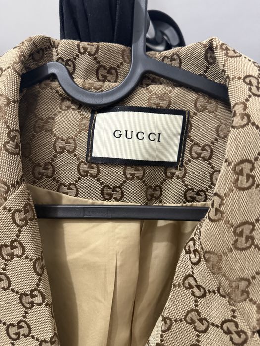 Cako най-висок клас Gucci