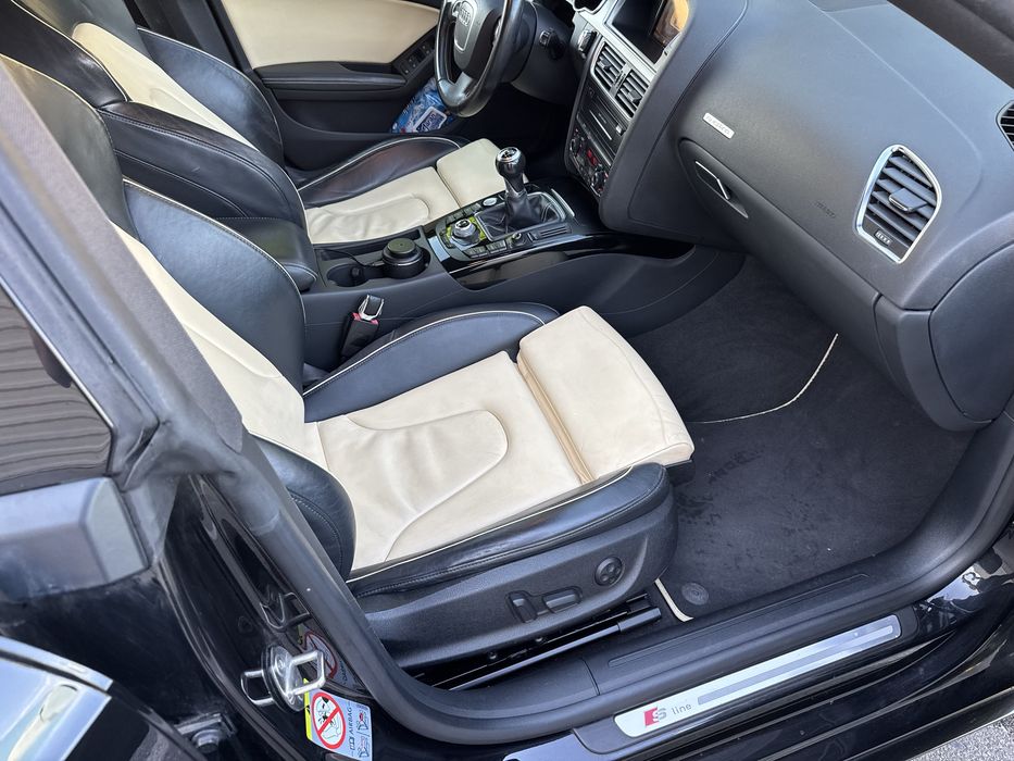 Audi A5 S-Line Quattro 2.0 TDI 170 CP | Manual 6 trepte | Trapa | Piele | Bi-Xenon | Keyless