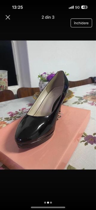 Pantofi cu toc mic