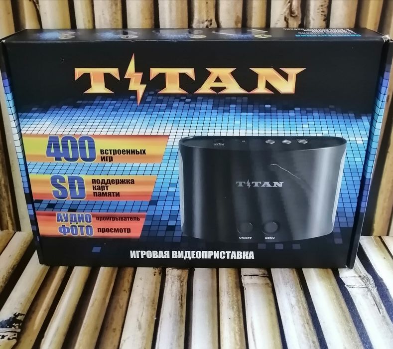 Игровая консоль TITAN.