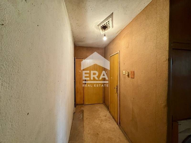 Продава се Двустаен апартамент в Варна, Младост 1 - 65 кв.м за 1005 €/кв.м - Снимка #1