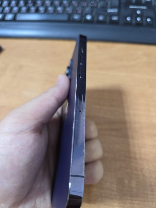Продаю Iphone 14 pro 256gb