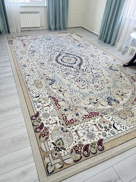 Продам ковры рр 4/6 и 3/5.