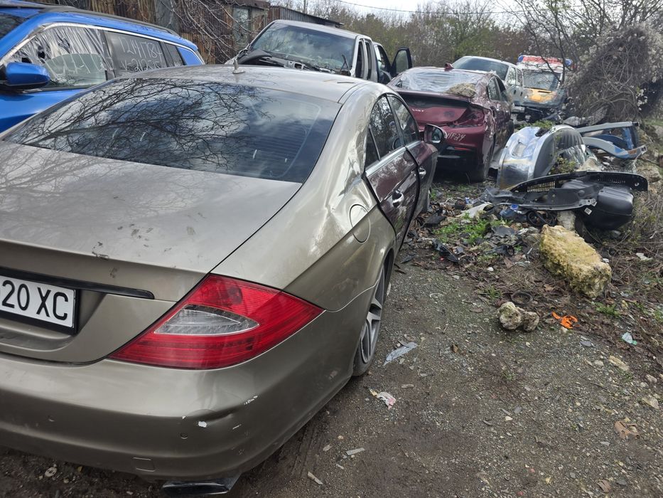 Mercedes CLS 320 2008 година на части