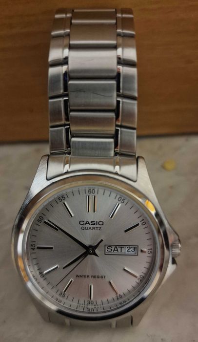 Vand ceas Casio quartz