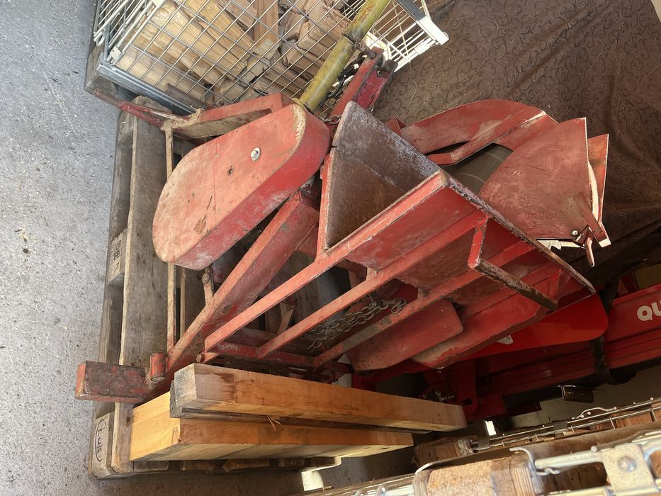 Прикачен циркуляр за трактор