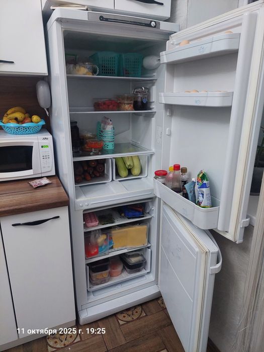 Продаётся верный Холодильник