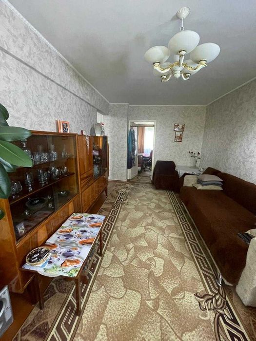 Продам 2х, ул.Бурова, 12