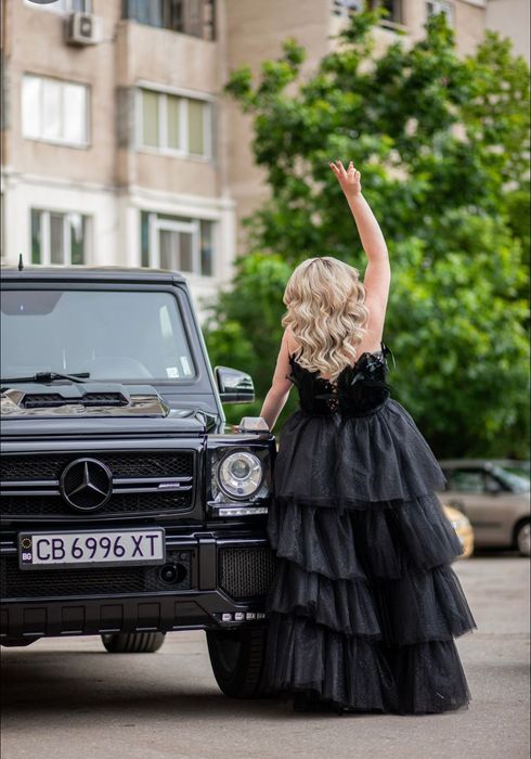 Бална рокля в черно