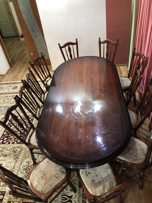 Деревянный стол ручной работы + 12 стульев