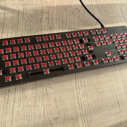 Клавиатура Logitech G512 Carbon, механична, GX Red Linear Switch