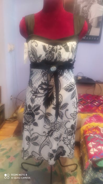 Платье  привезено из США