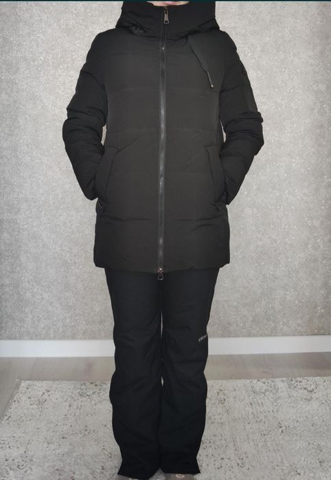 Продам пуховики зимние