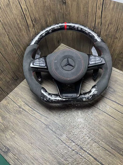 Mercedes Custom Спортен Волан – Персонализиран Дизайн!