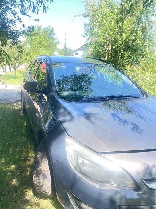 OPEL Astra 2013