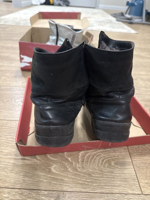 Продам зимние сапоги на мальчика