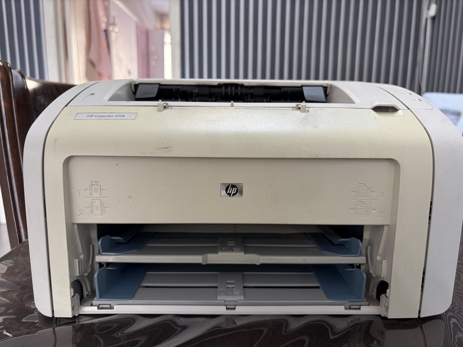Принтер HP LaserJet 1018