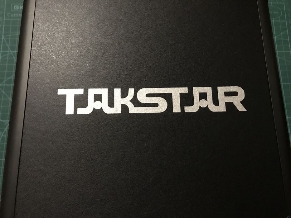 Студийный микрофон (конденсаторный)