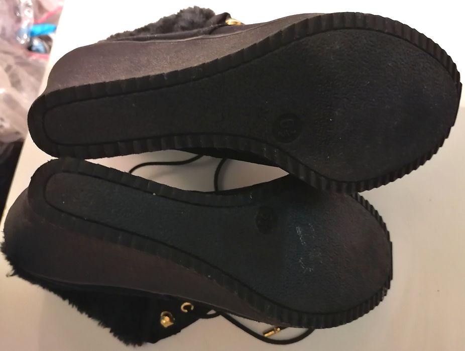 Боти с висока платформа с пух и естествен велур whitemt 37 номер