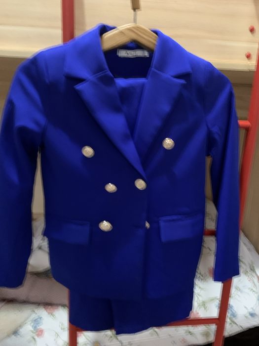 брендовый одежды  все новый