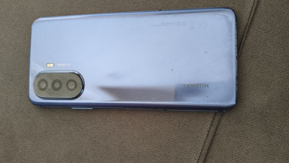 HUAWEI nova Y70 бу