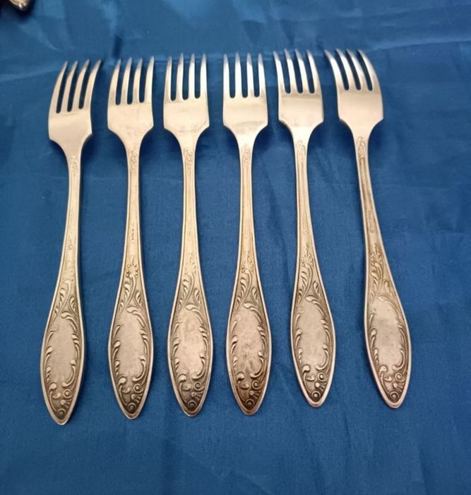 Посуда. Мельхиор, набор на 6 персон 24 предмета.