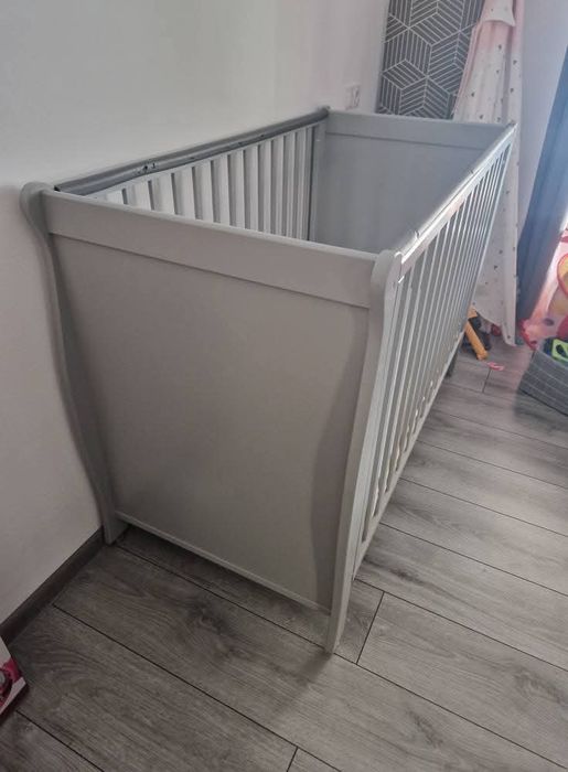 Patut lemn cu saltea inclusa 100/50cm