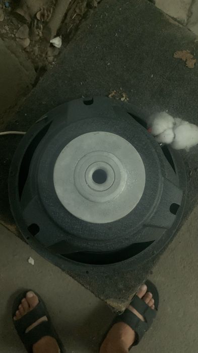 Сабвуфер в корпусе, динамик 12”