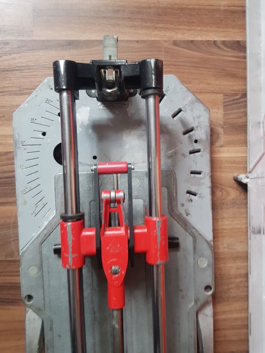Mașină de tăiat plăci ceramice Rubi TX-700-N
