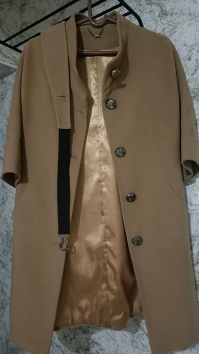 Продам женское пальто