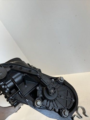 Колектор за всмукателни газове 2.2 CDI за Mercedes W212 (2012) A6510900037