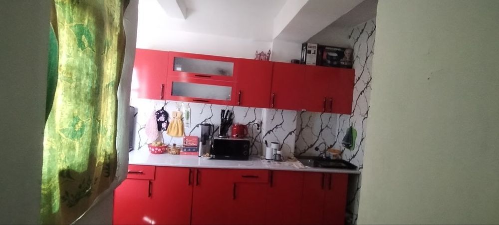 ALGARITM dahasida 1 xonali, 2 xonaga aylantirilgan квартира sotilad