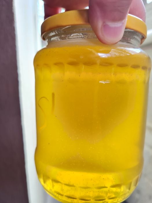 Vand miere poliflora,paducel,, salcam, floarea soarelui,  tei, rapita,