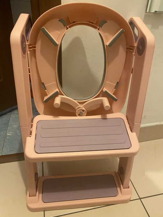Scara roz copii wc