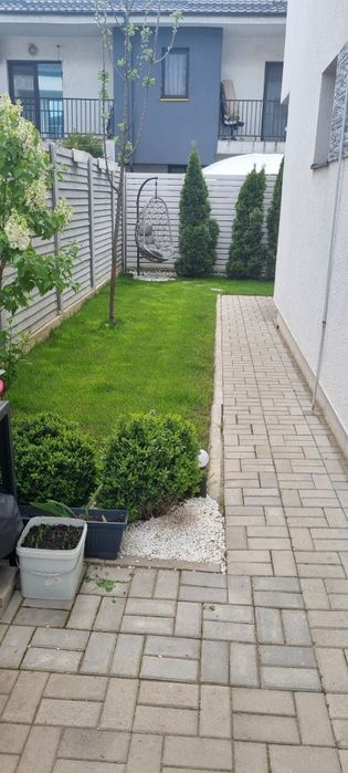 Ingrijile gradina