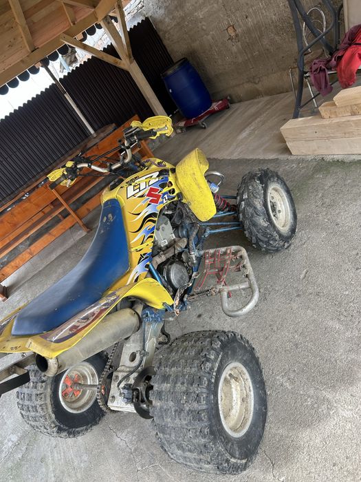 Vând atv ltz 400