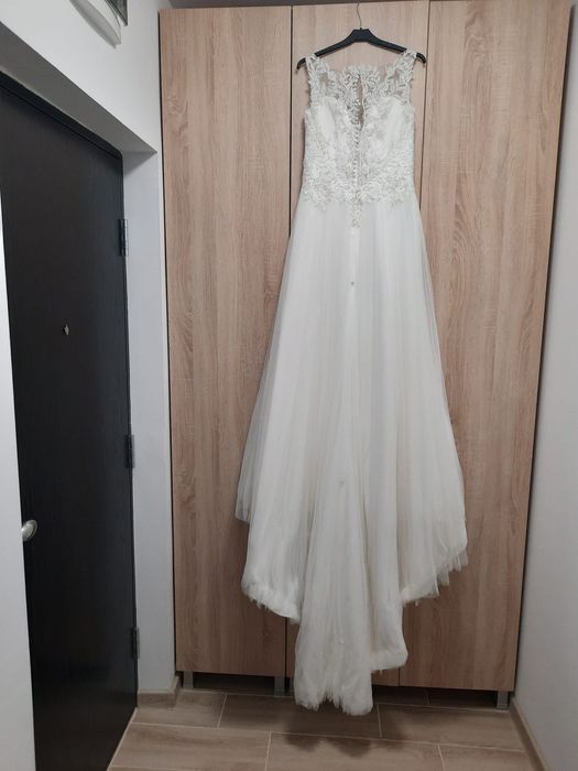 rochie mireasa demetrios