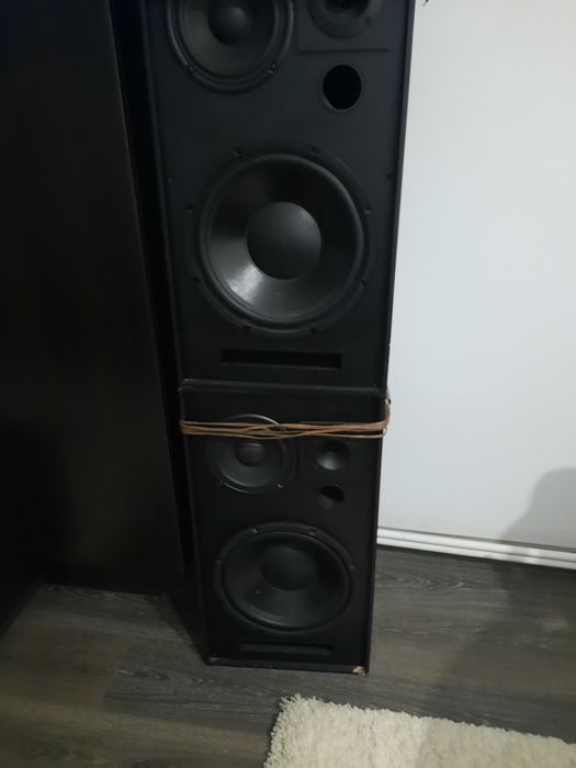 Boxe 100w ,statie nouă