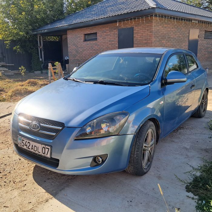 Продам автомобиль Киа
