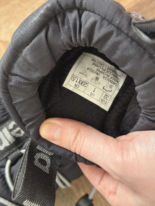 Зимняя детская обувь