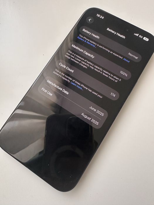 Продавам Iphone 16 Plus 128GB