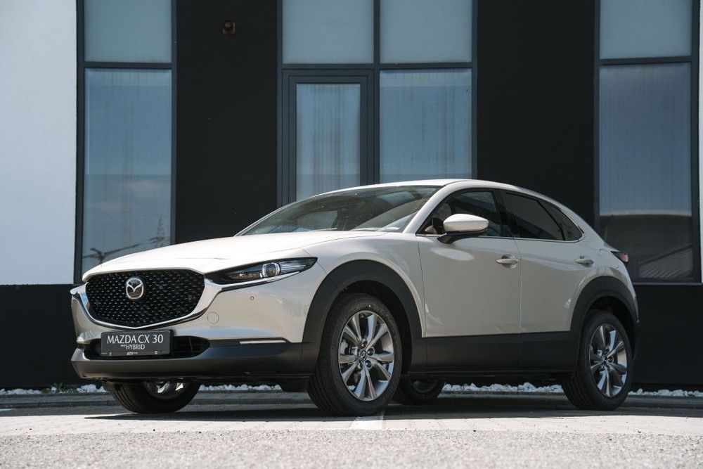 Mazda CX-30 Mazda CX-30 5WGN Centre-Line 2.5 L e-SKYACTIV G 140 CP A6