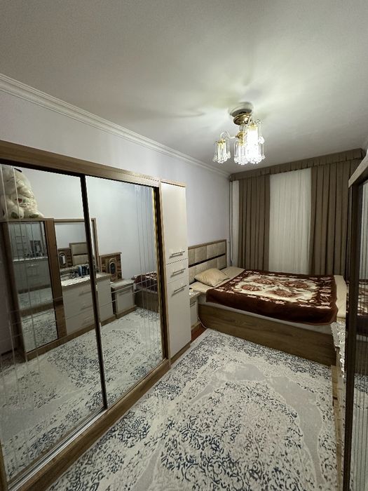 Продается дом 5 комнатная Себзор 5 дом 2 этаж