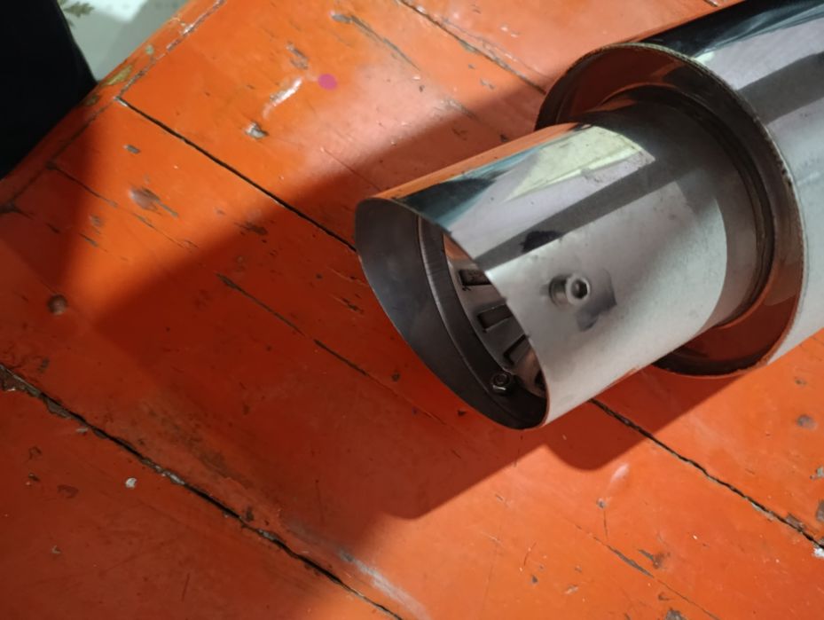 Глушитель банка выхлоп