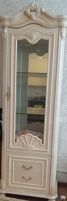 Продам, таких два